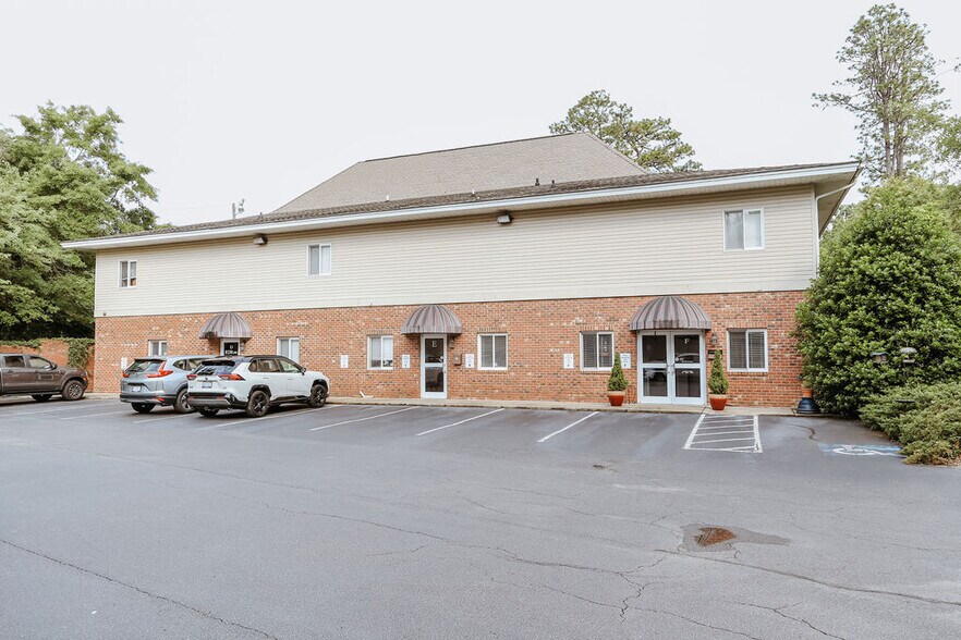 More Photos Of 1295 Old Us-1 Hwy S, Southern Pines Office For Sale