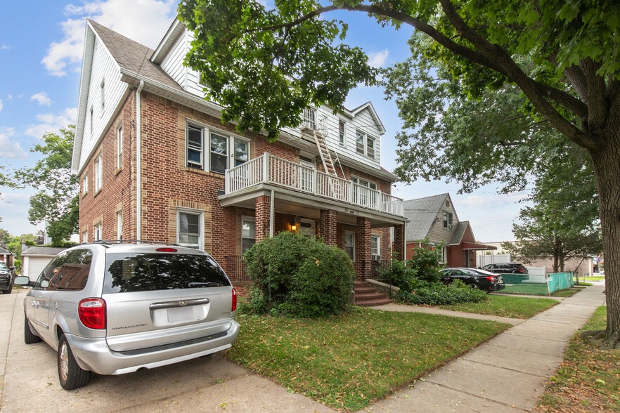 More Photos Of 11-15 Whitney Ave, Floral Park Apartments For Sale