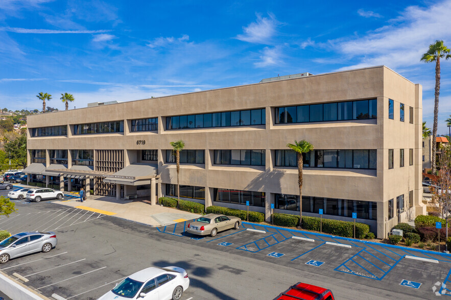 Primary Photo Of 6719 Alvarado Rd, San Diego Medical For Lease