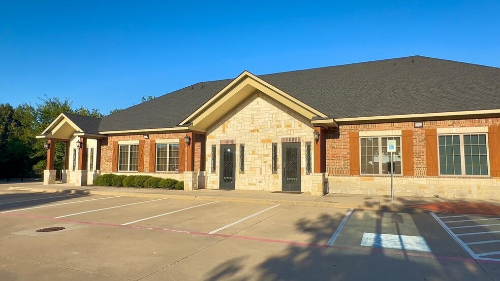 More Photos Of 7000 Parkwood Blvd, Frisco Medical For Sale