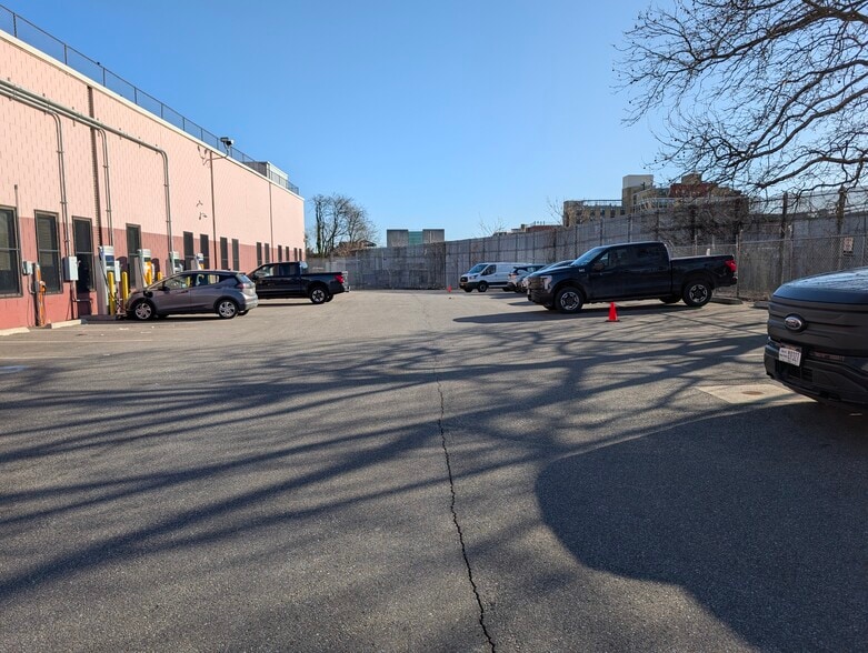 More Photos Of 10110 Foster Ave, Brooklyn Warehouse For Lease