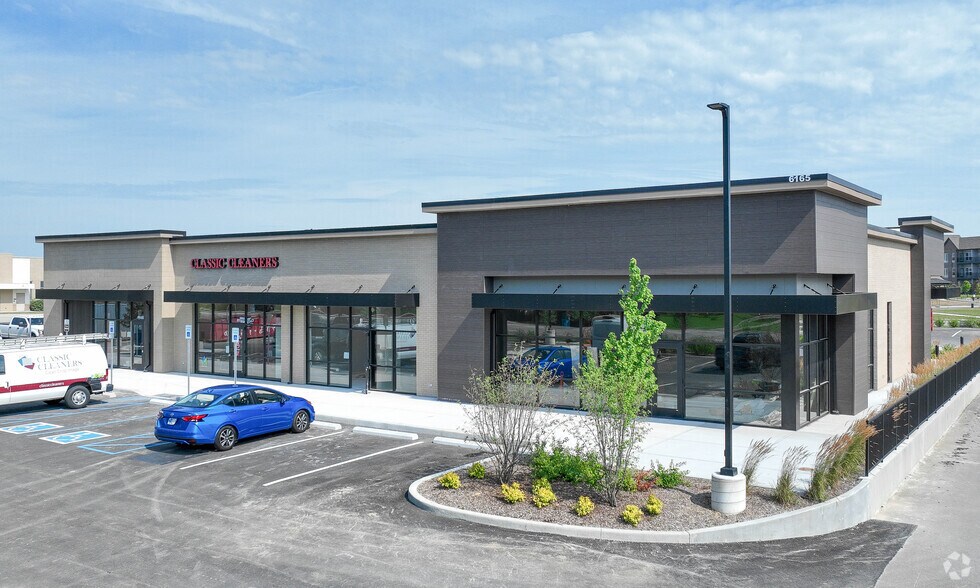 Primary Photo Of 6165 Promenade Shops Blvd, Noblesville Storefront For Lease