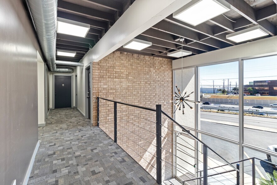 More Photos Of 11103 San Pedro Ave, San Antonio Office For Lease