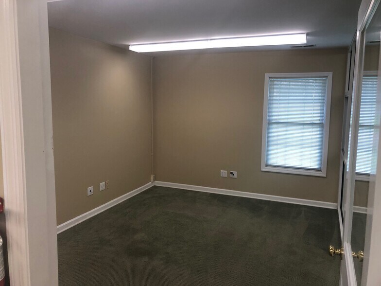 More Photos Of 5011 Northside Dr, Shallotte Office For Lease