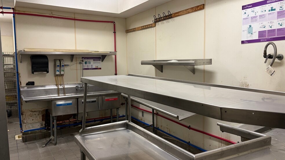 More Photos Of 150-154 Grand Ave, Escondido Restaurant For Lease