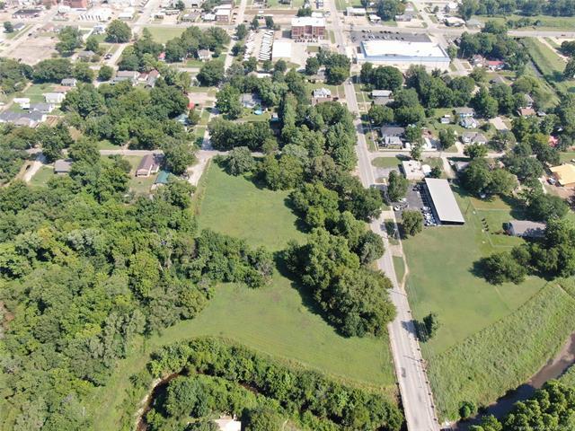 More Photos Of 500 S Muskogee Ave, Okmulgee Office For Sale