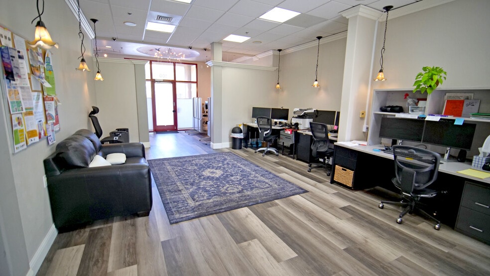 More Photos Of 3596 Broad St, San Luis Obispo Storefront Retail Office For Lease