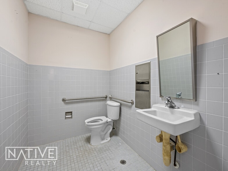 More Photos Of 3700-4032 N Ocean Blvd, Fort Lauderdale Unknown For Lease