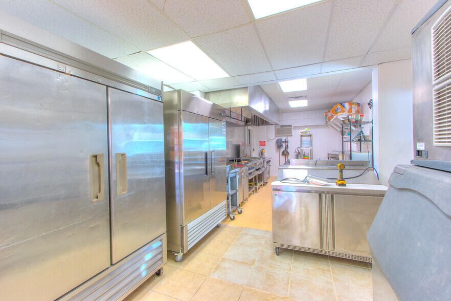 More Photos Of 301 S Belcher Rd, Clearwater Restaurant For Sale