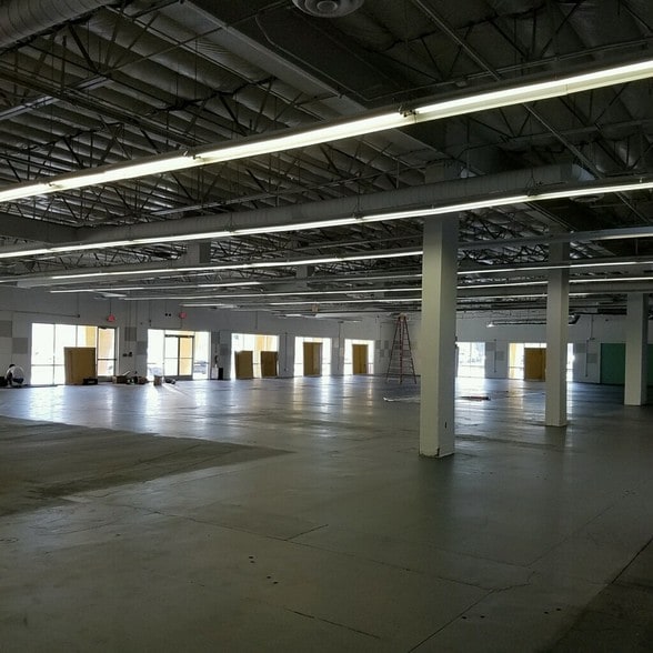 More Photos Of 4884 E Lake Mead Blvd, Las Vegas Unknown For Lease