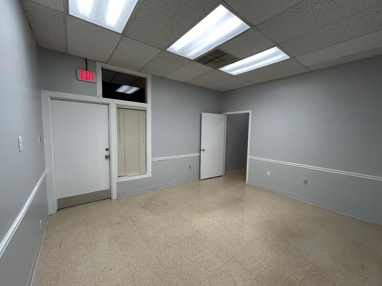 More Photos Of 507 W 3rd Ave, Albany Medical For Lease