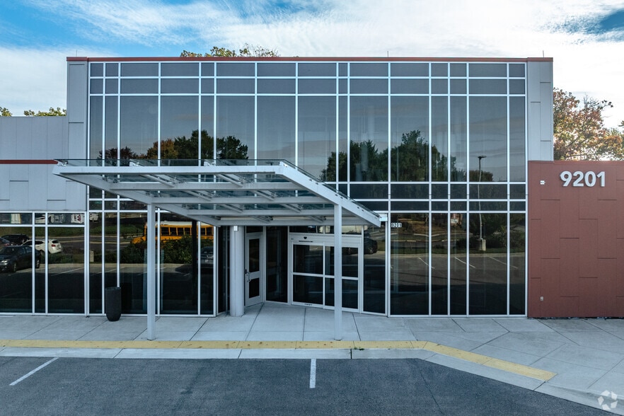 More Photos Of 9201 Cherry Ln, Laurel Medical For Sale