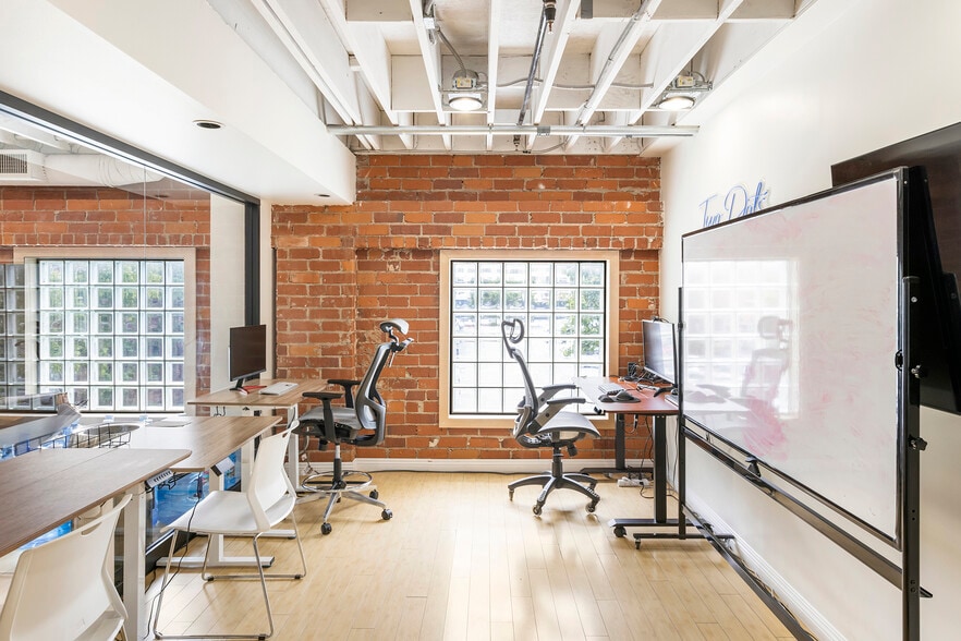 More Photos Of 201 Wilshire Blvd, Santa Monica Loft Creative Space For Lease