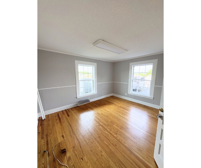 More Photos Of 355 1st St NW, Cleveland Office For Sale