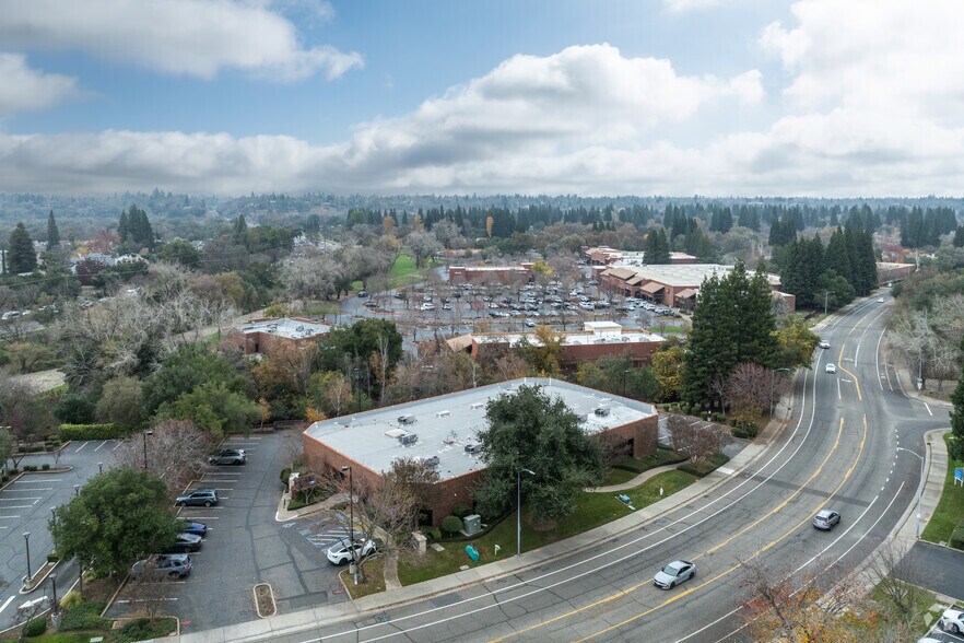 More Photos Of 11231 Gold Express Dr, Gold River Loft Creative Space For Lease