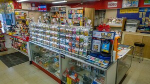 More Photos Of 427 E Palatine Rd, Palatine General Retail For Sale