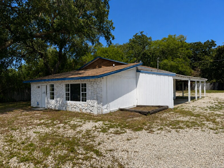 More Photos Of 4812 Gulf Breeze Pky, Gulf Breeze Auto Dealership For Sale