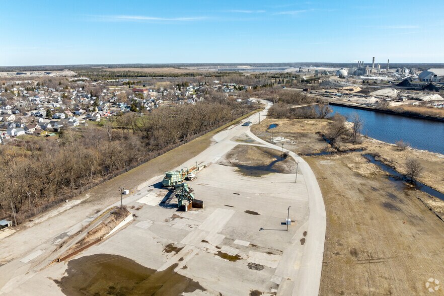 More Photos Of 416 Ford Ave, Alpena Hotel For Sale