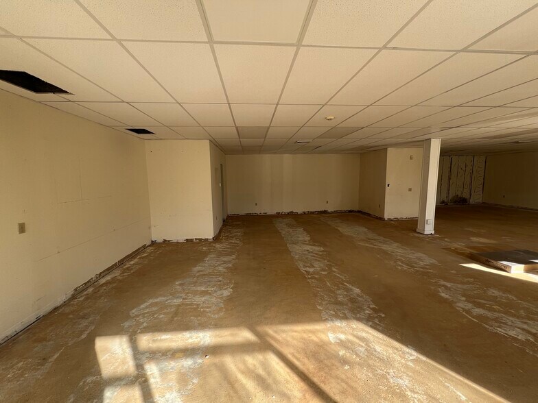 More Photos Of 288 E Main St, Branford Office For Lease