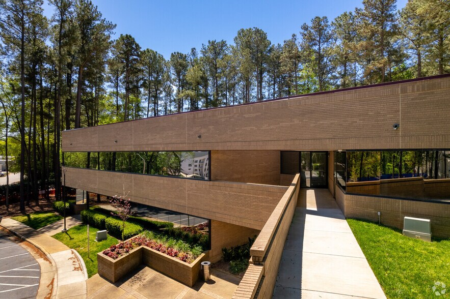 Primary Photo Of 2900 Highwoods Blvd, Raleigh Office For Lease