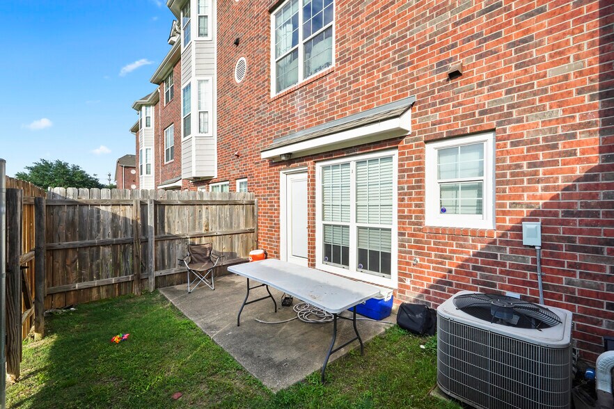 More Photos Of 1198 Jones Butler Rd, College Station Apartments For Sale