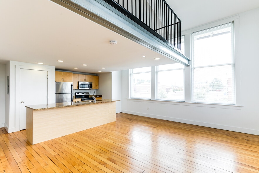 More Photos Of 141 E Wythe St, Petersburg Apartments For Sale