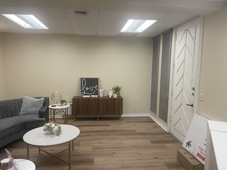 More Photos Of 1101 Dove St, Newport Beach Office For Lease