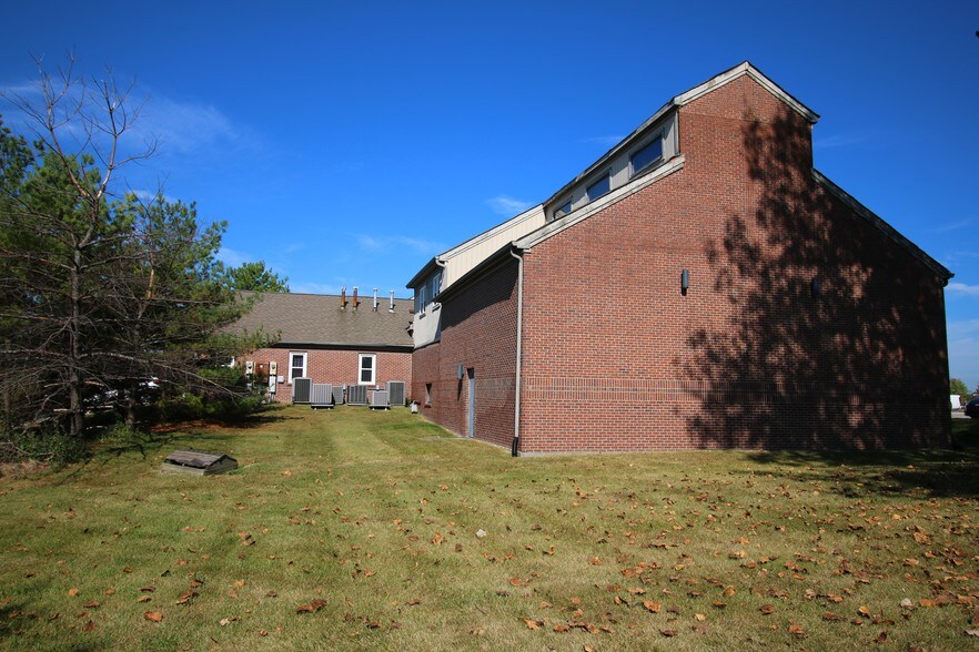 More Photos Of 4700 Northwest Plaza West Dr, Zionsville Loft Creative Space For Sale