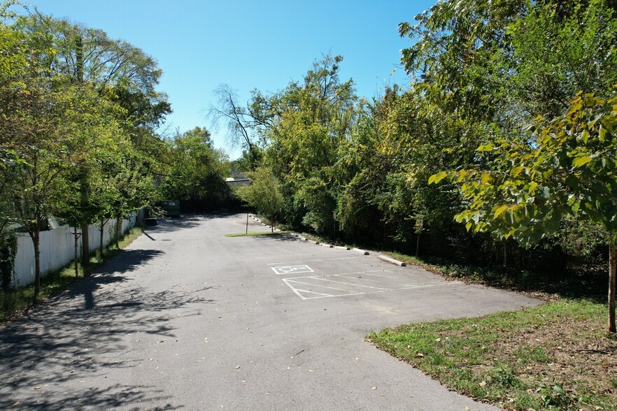 More Photos Of 1104 Chester Ave, Nashville Land For Lease