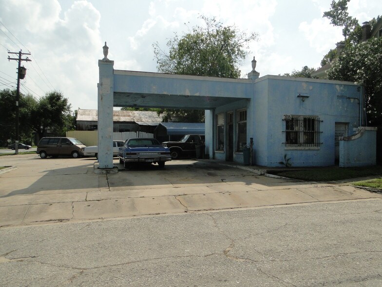 More Photos Of 4002 La Branch St, Houston Office For Lease