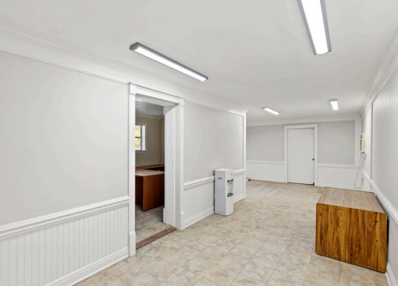 More Photos Of 1240-1242 Katy Rd, Fort Worth Flex For Lease