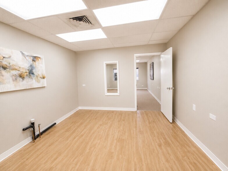 More Photos Of 8751 E Hampden Ave, Denver Office For Sale