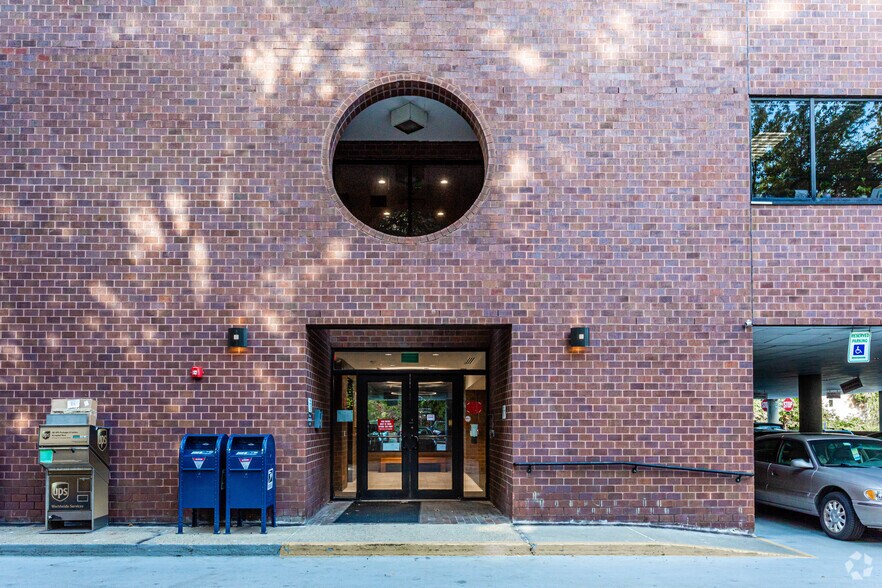 More Photos Of 1086 Teaneck Rd, Teaneck Medical For Lease