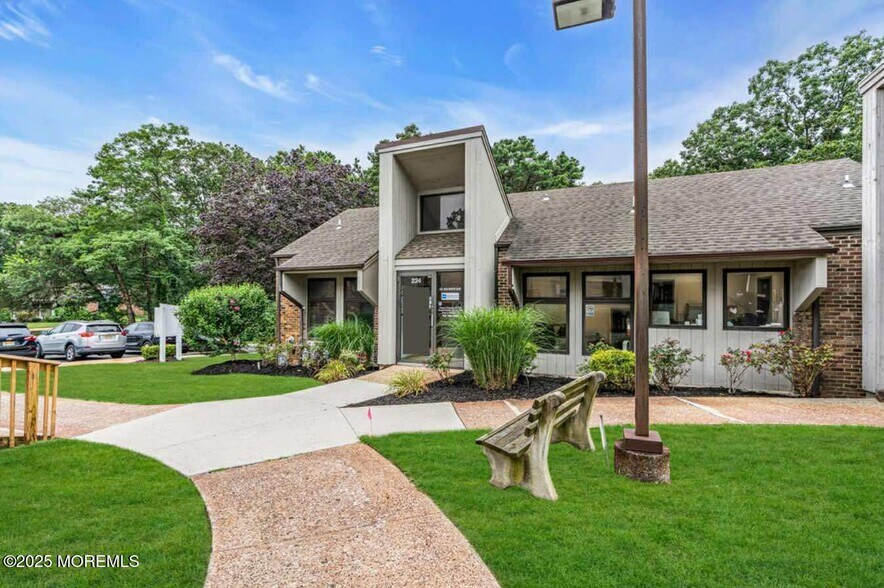 More Photos Of 218-224 Jack Martin Blvd, Brick Medical For Sale