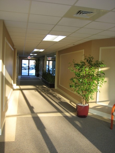 More Photos Of 2080 Silas Deane Hwy, Rocky Hill Medical For Lease