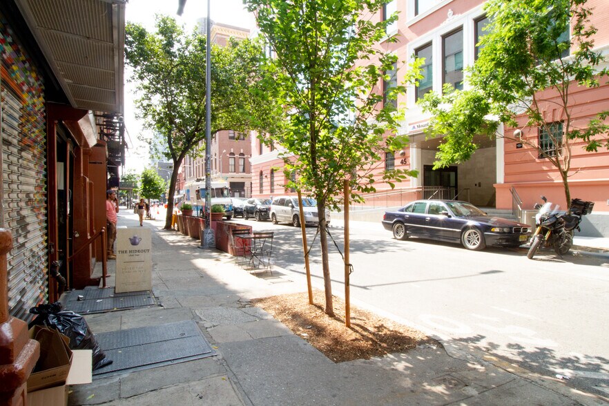 More Photos Of 40 Rivington St, New York Apartments For Lease