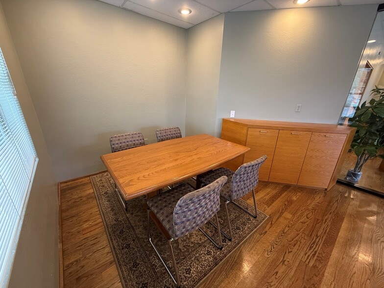 More Photos Of 36800 N Sidewinder Rd, Carefree Medical For Sale