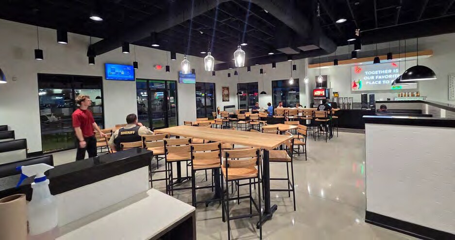 More Photos Of 2330 Memorial Dr, Waycross Restaurant For Sale