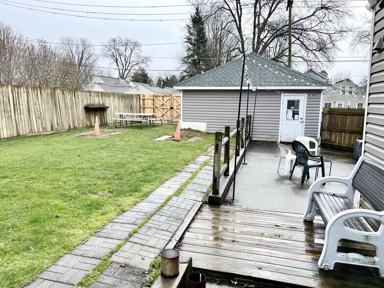 More Photos Of 583 S 1st St, Fulton Restaurant For Sale