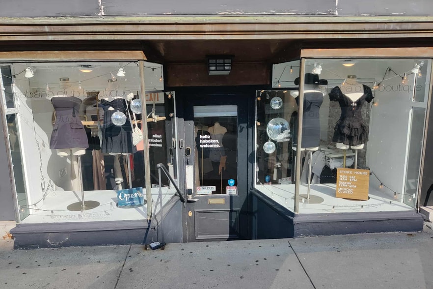 More Photos Of 419 Washington St, Hoboken Storefront Retail Residential For Lease