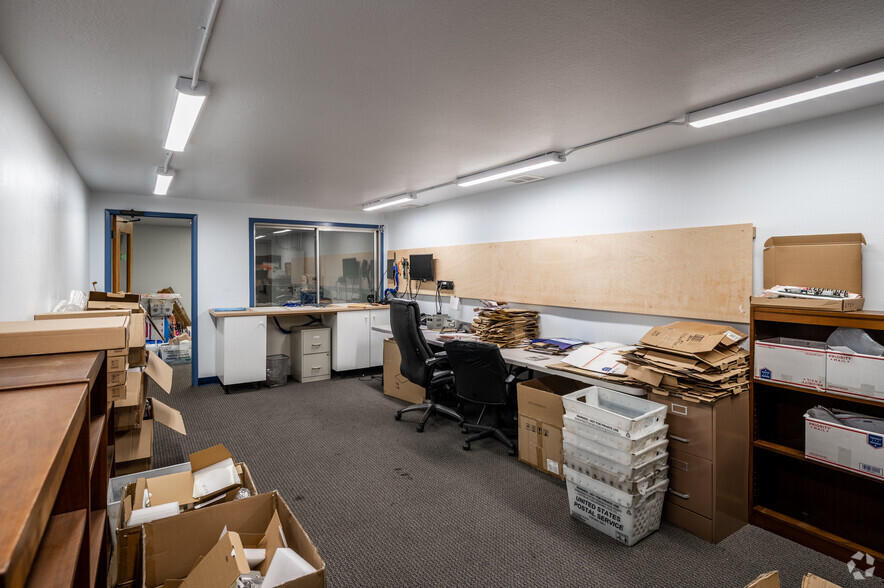 More Photos Of 570 S State College Blvd, Fullerton Warehouse For Sale