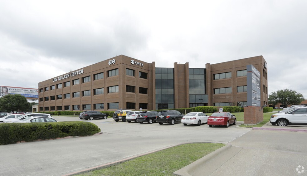 More Photos Of 1711 E Central Texas Expy, Killeen Office For Lease