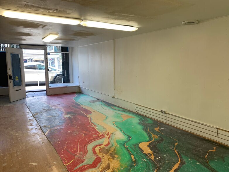 More Photos Of 3325-3331 24th St, San Francisco Storefront For Lease