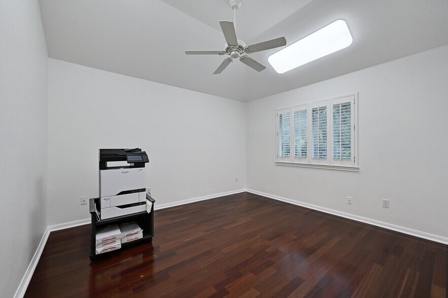 More Photos Of 13810 Fm 1826, Austin Office Residential For Sale