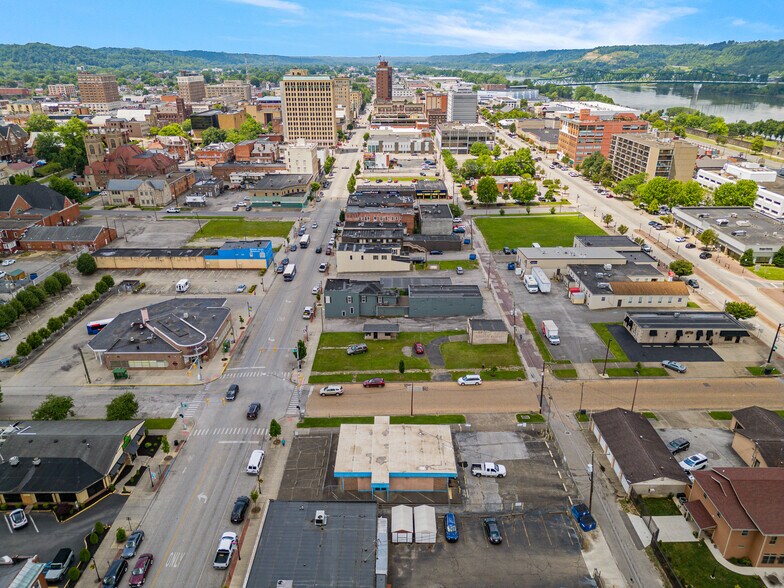 More Photos Of 1302-1306 4th Ave, Huntington Medical For Sale