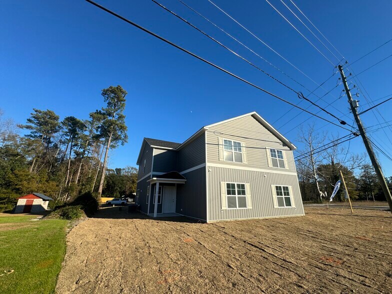 More Photos Of 4507 Greenway Ave, Wilmington Apartments For Sale