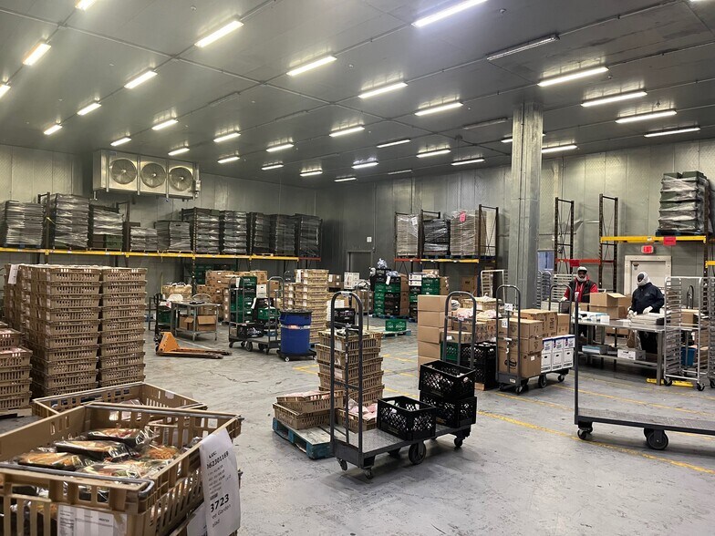 More Photos Of 50-60 Parkway Pl, Edison Warehouse For Sale