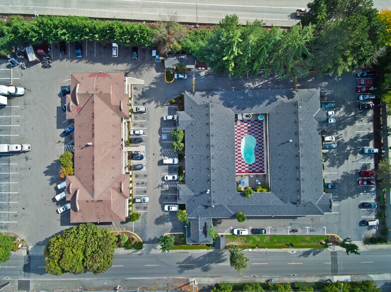 More Photos Of 13050 48th Ave S, Tukwila Hospitality For Sale