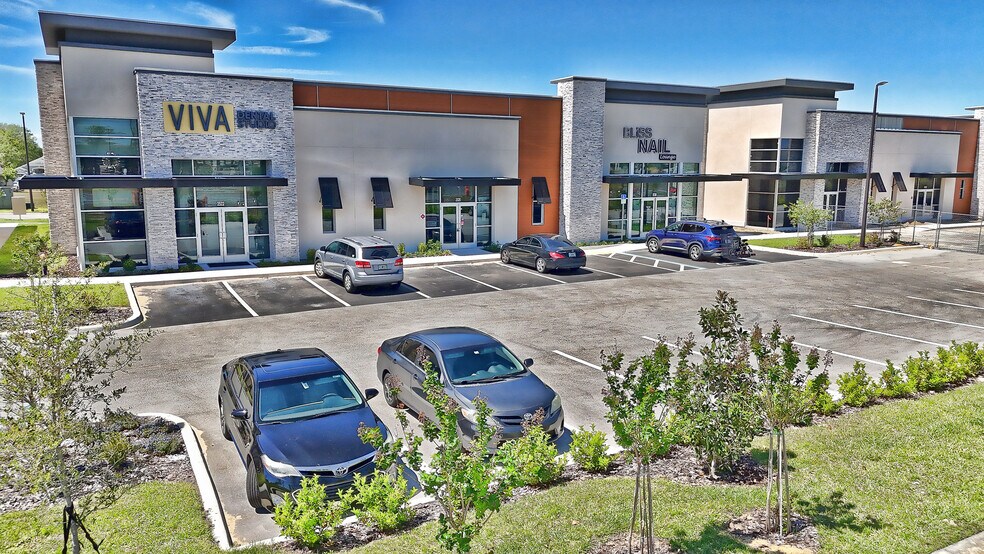 More Photos Of 2536-2544 US Highway 27, Davenport Unknown For Lease