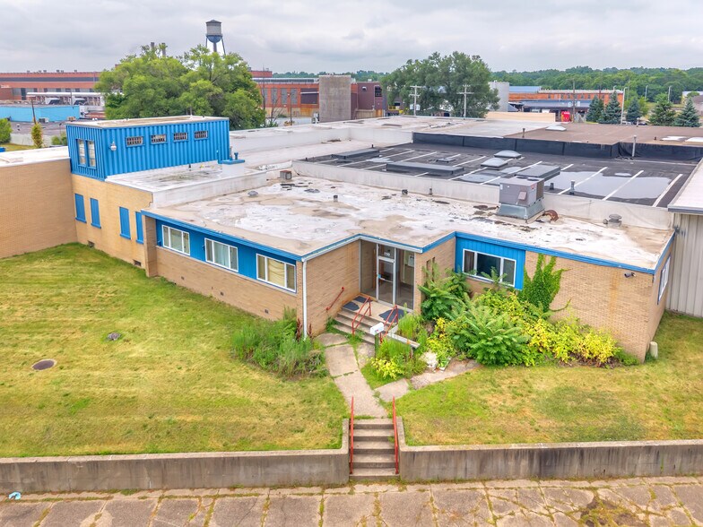 More Photos Of 330 Upton Ave, Battle Creek Warehouse For Sale